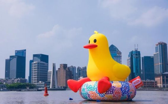 上海小红书马路生活节盛大启幕：从“鸭马路”到市集全景体验