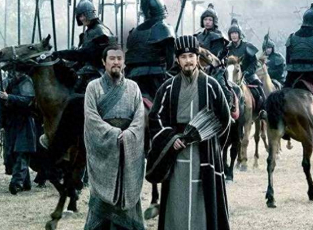 被埋没的才华：与赵云媲美的人15年未得重用，北伐战死后姜维的自谦之言