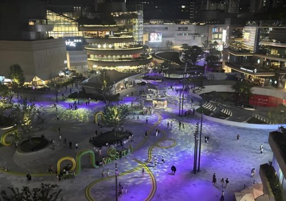 成都商场客流量上涨三成：夏日消费狂潮背后的城市活力