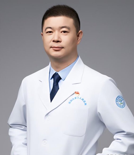 吸烟与家族史：肺癌的双重威胁