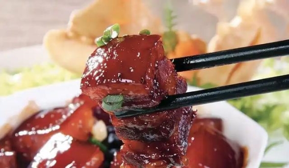 肾病患者的饮食禁忌：远离肥肉与这三种食物