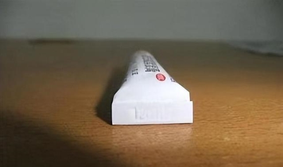 红霉素眼膏，价格虽低，功效何其多？