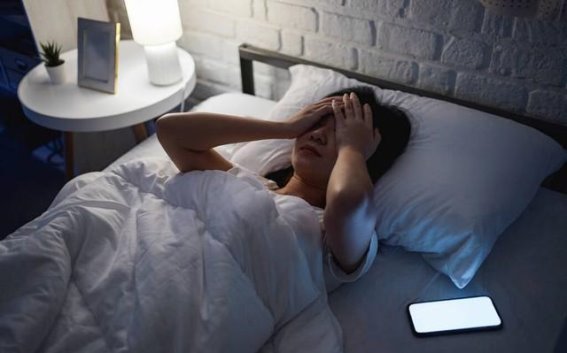 应对夜晚心事扰眠的有效策略