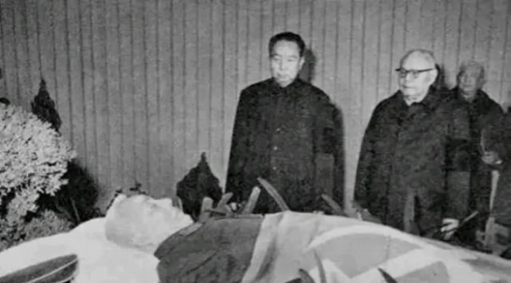 苏振华上将的告别仪式：深情悼念与不朽贡献